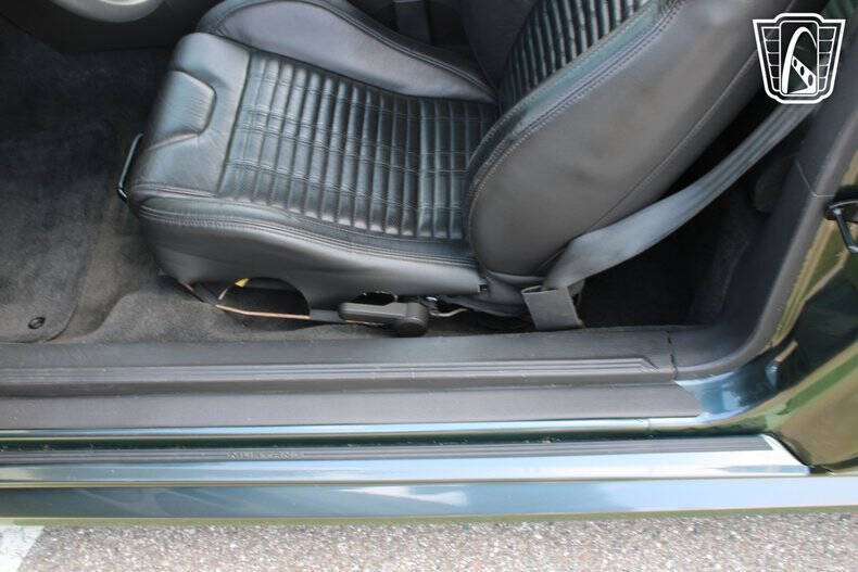 2003 Ford Mustang Mach 1 Premium