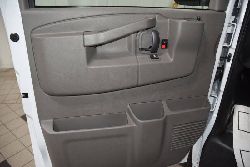2026 Chevrolet Express LS 3500