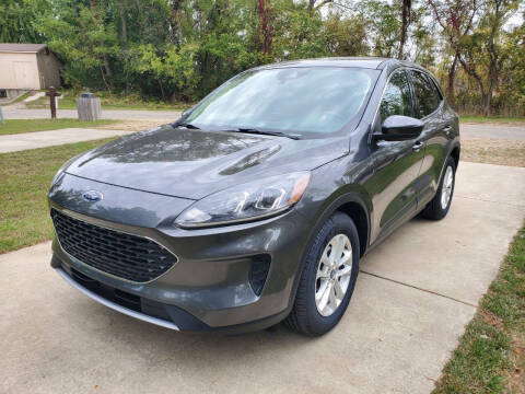 2020 Ford Escape for sale at COOP'S AFFORDABLE AUTOS LLC in Otsego MI