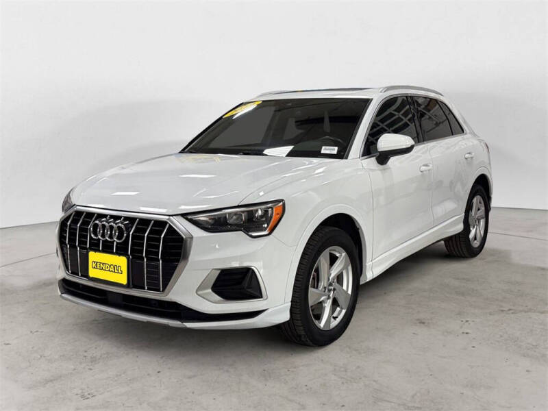 2019 Audi Q3 quattro Premium 45 TFSI