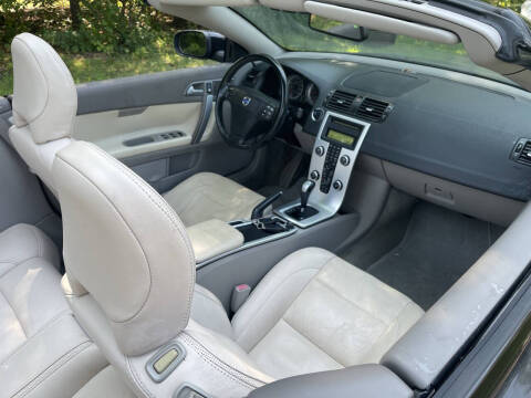 2011 Volvo C70 T5