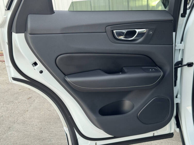 2019 Volvo XC60 T5 R-Design