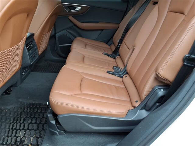 2025 Audi Q7 quattro Premium Plus 55 TFSI