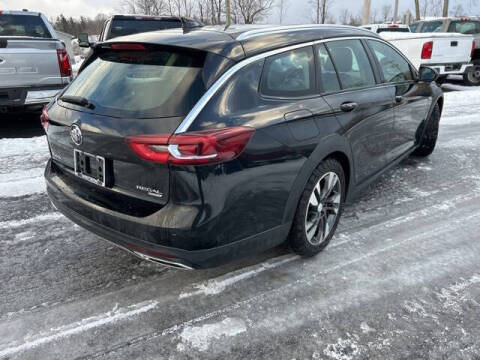 2018 Buick Regal TourX Essence