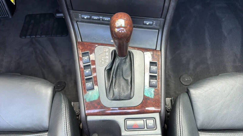 2003 BMW 3 Series 330Ci