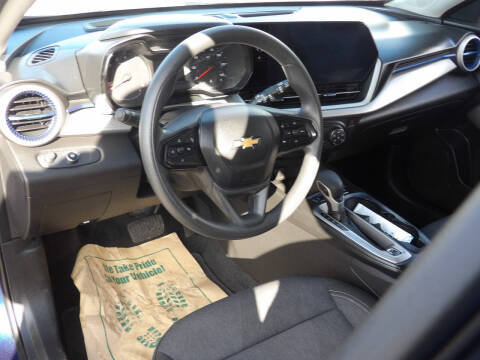 2024 Chevrolet Trax LS