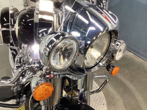 2021 Indian Motorcycle® Springfield® Thunder Blac