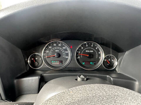 2007 Jeep Commander Sport