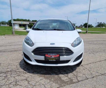 2015 Ford Fiesta for sale at Revolution Auto Inc in McHenry IL