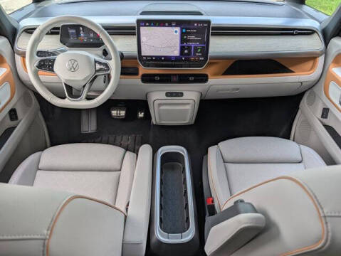 2025 Volkswagen ID. Buzz Pro S Plus
