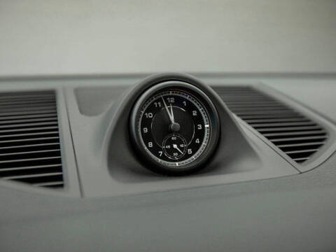 2024 Porsche Macan S