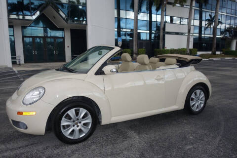 2010 Volkswagen New Beetle Convertible for sale at SR Motorsport in Pompano Beach FL