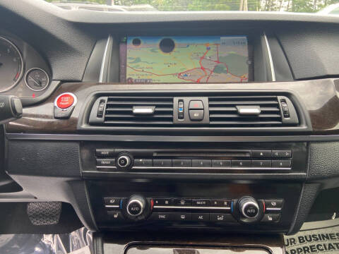 2016 BMW 5 Series 528i