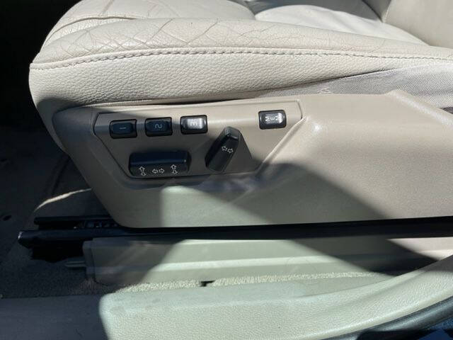 2005 Volvo XC90 2.5T