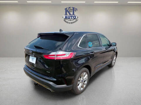 2022 Ford Edge Titanium