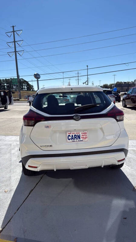 2022 Nissan Kicks S