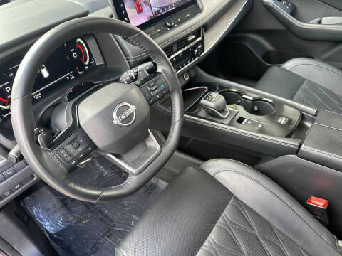 2025 Nissan Rogue Platinum