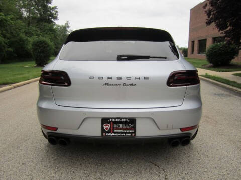 2016 Porsche Macan Turbo