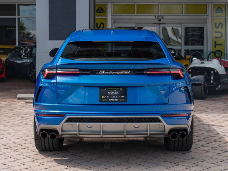 2020 Lamborghini Urus