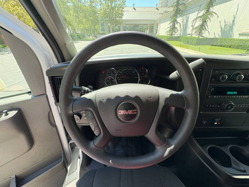 2024 GMC Savana 2500