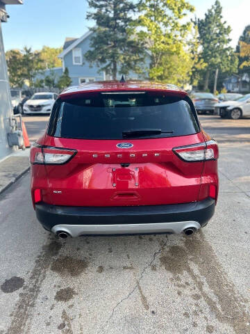 2022 Ford Escape SE
