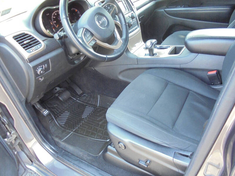 2015 Jeep Grand Cherokee Laredo