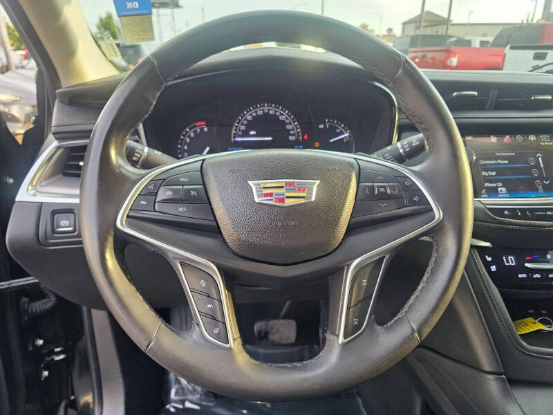 2017 Cadillac XT5 Premium Luxury