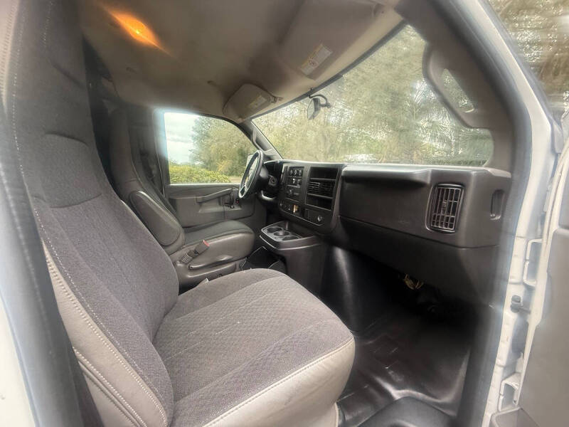 2019 Chevrolet Express 2500