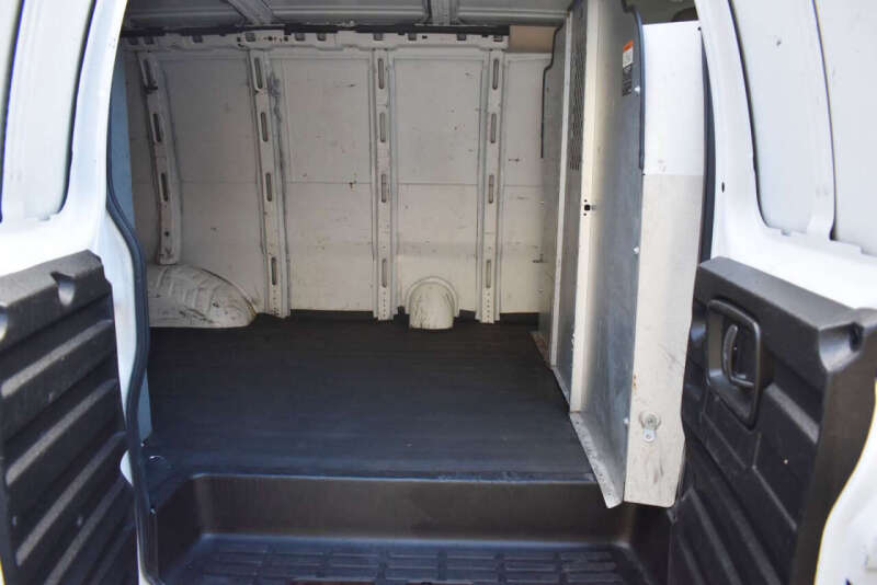 2020 Chevrolet Express 2500