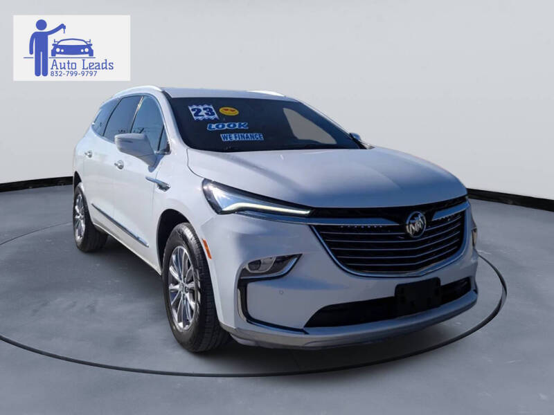2023 Buick Enclave Essence