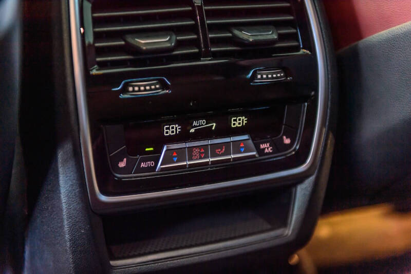 2021 BMW X6 xDrive40i