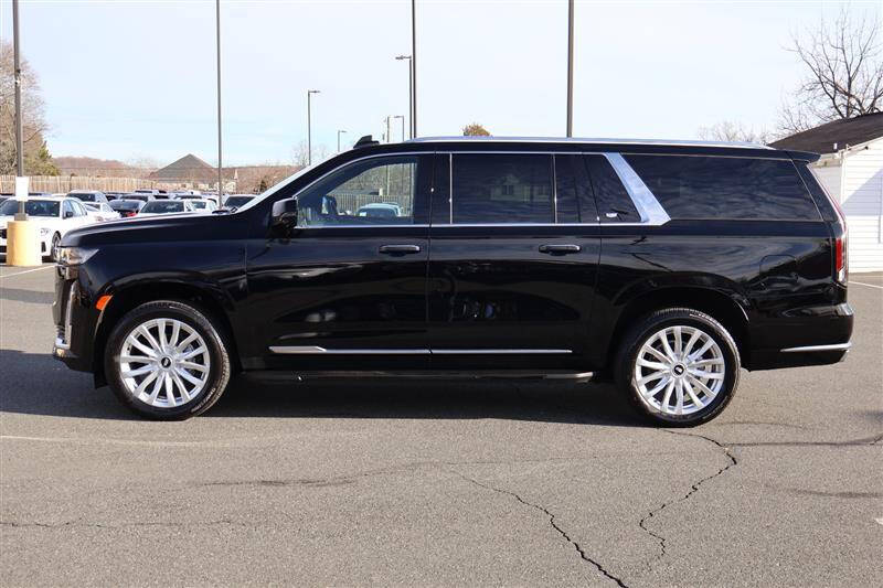 2024 Cadillac Escalade ESV Luxury