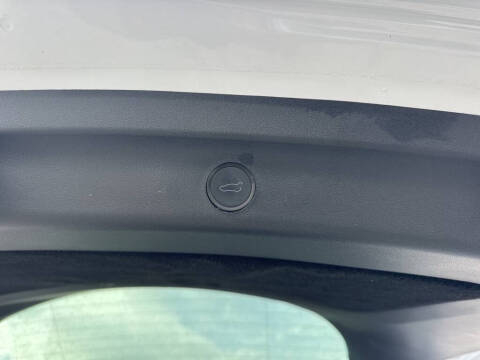 2024 Tesla Model Y Performance