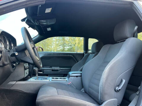 2010 Dodge Challenger SE