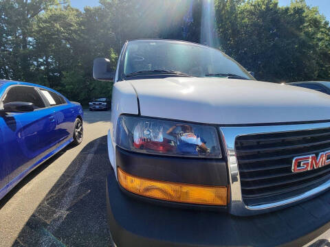 2025 GMC Savana 2500