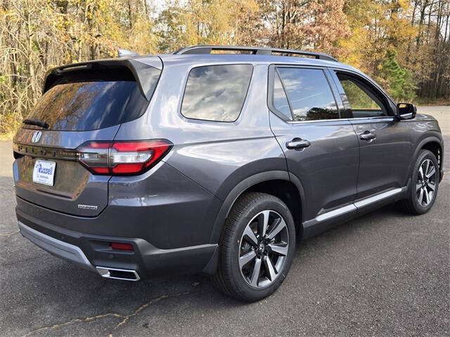2025 Honda Pilot Touring