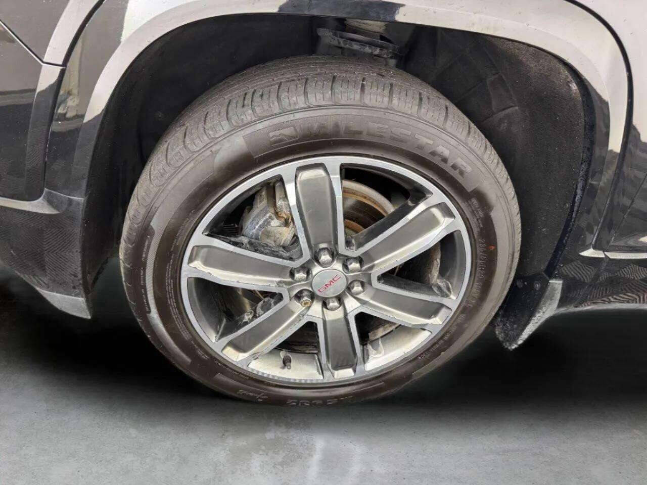 Black 2017 GMC Acadia Denali 4x4 Denali 4dr SUV 31