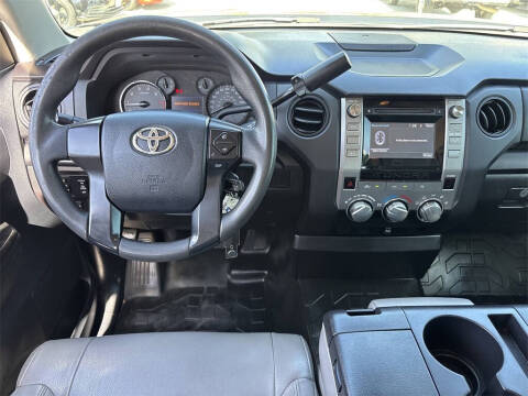 2015 Toyota Tundra SR5