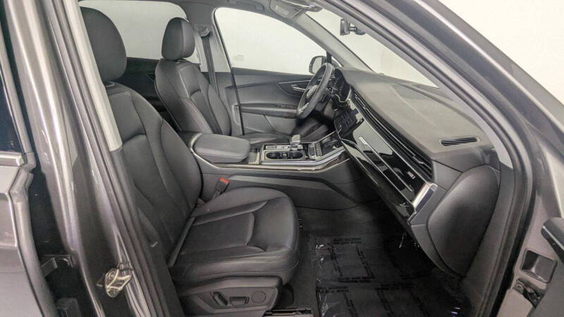 2022 Audi Q7 quattro Premium 55 TFSI