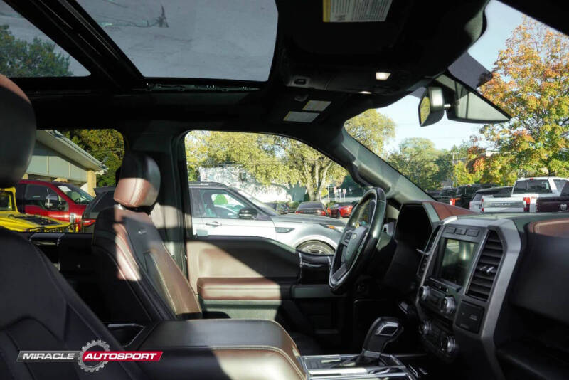 2017 Ford F-150 Platinum