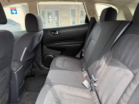 2011 Nissan Rogue S