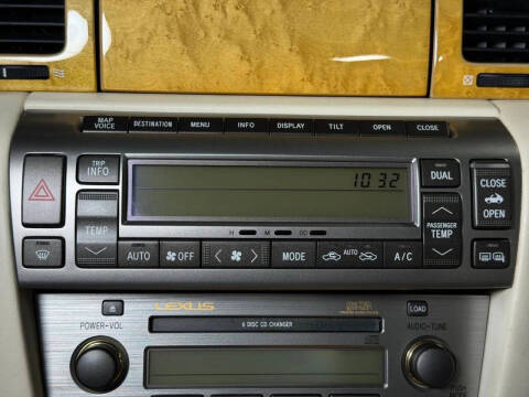 2004 Lexus SC 430