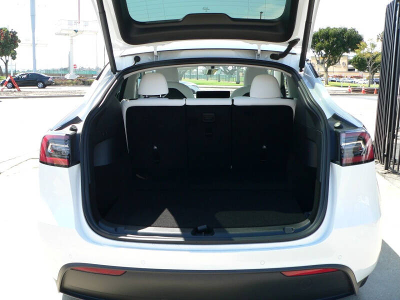 2022 Tesla Model Y Long Range