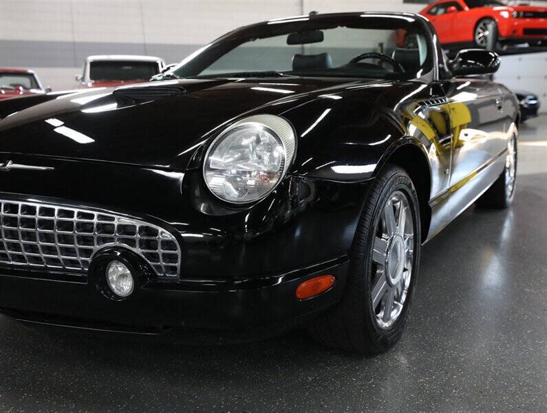 2004 Ford Thunderbird Deluxe