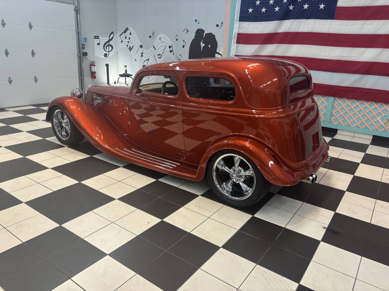 1933 Ford Victoria 4