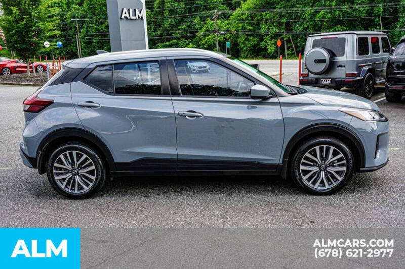 2023 Nissan Kicks SV
