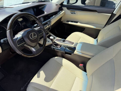 2016 Lexus ES 350