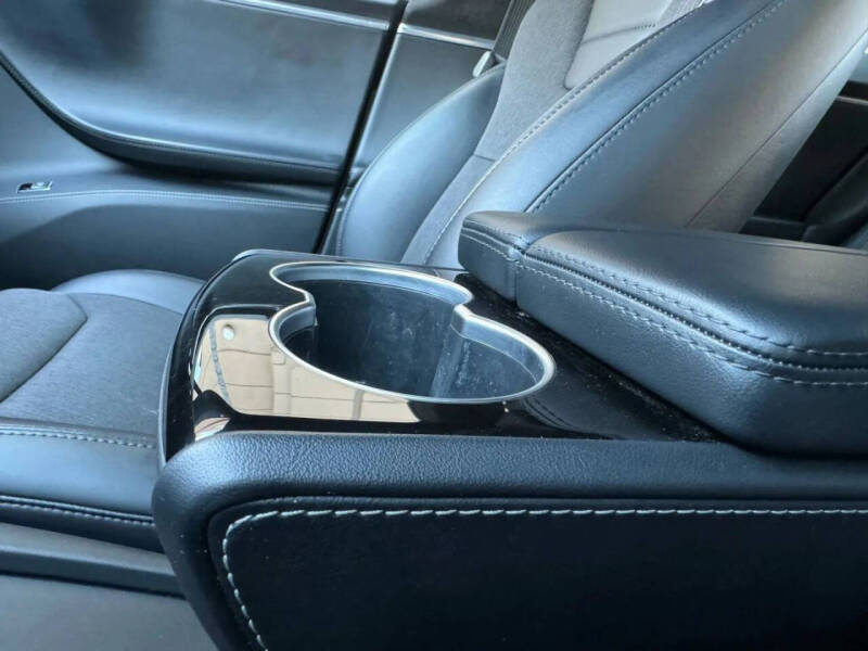 2017 Tesla Model S 75