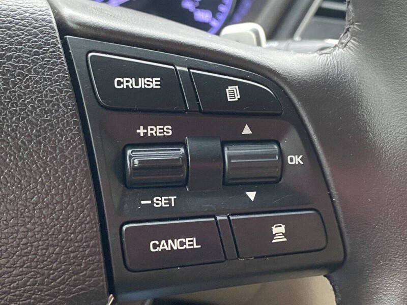 2016 Hyundai Genesis