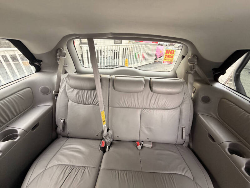 2010 Toyota Sienna XLE